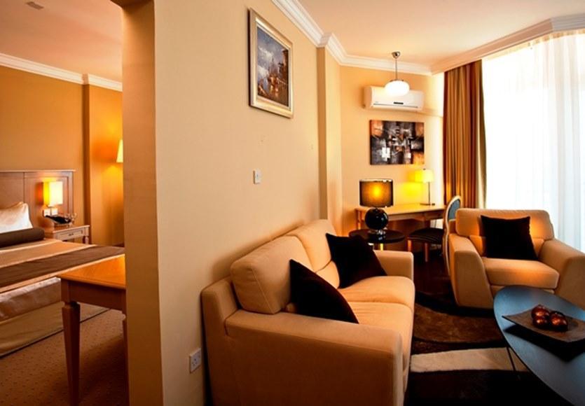 Salamis Bay Conti Hotel Agios Sergios Bilik gambar